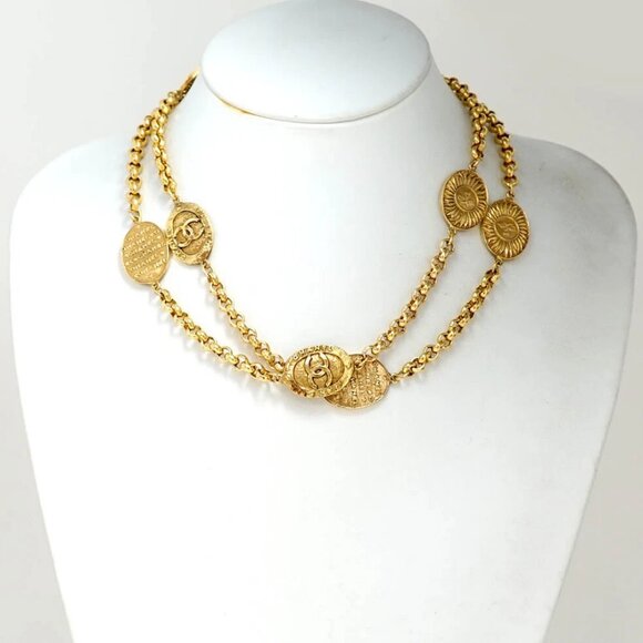 CHANEL CC Logos PARIS Sun Oval Coin Necklace 35" Gold Tone 28 Auth - Picture 1 of 6